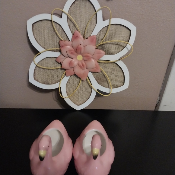 Home Decor - Picture 2 of 3